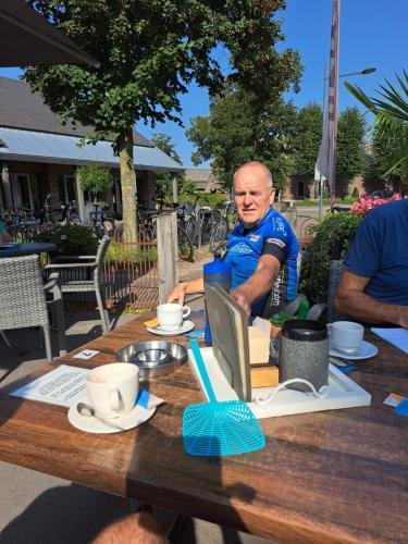 WhatsApp op 2023-09-10 om 12.09.49