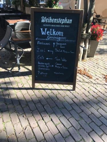 WhatsApp op 2023-09-24 om 17.27.24k